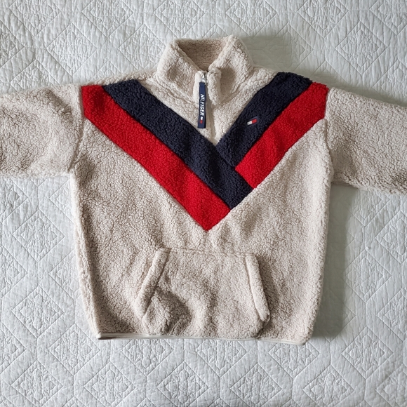 Tommy Hilfiger Chevron 1/4-Zip Sherpa Sweater - Picture 5 of 9